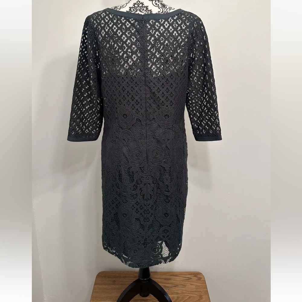 Ann Taylor LOFT Women's Green Laces Overlay Dress Size 10. - Picture 6 of 10